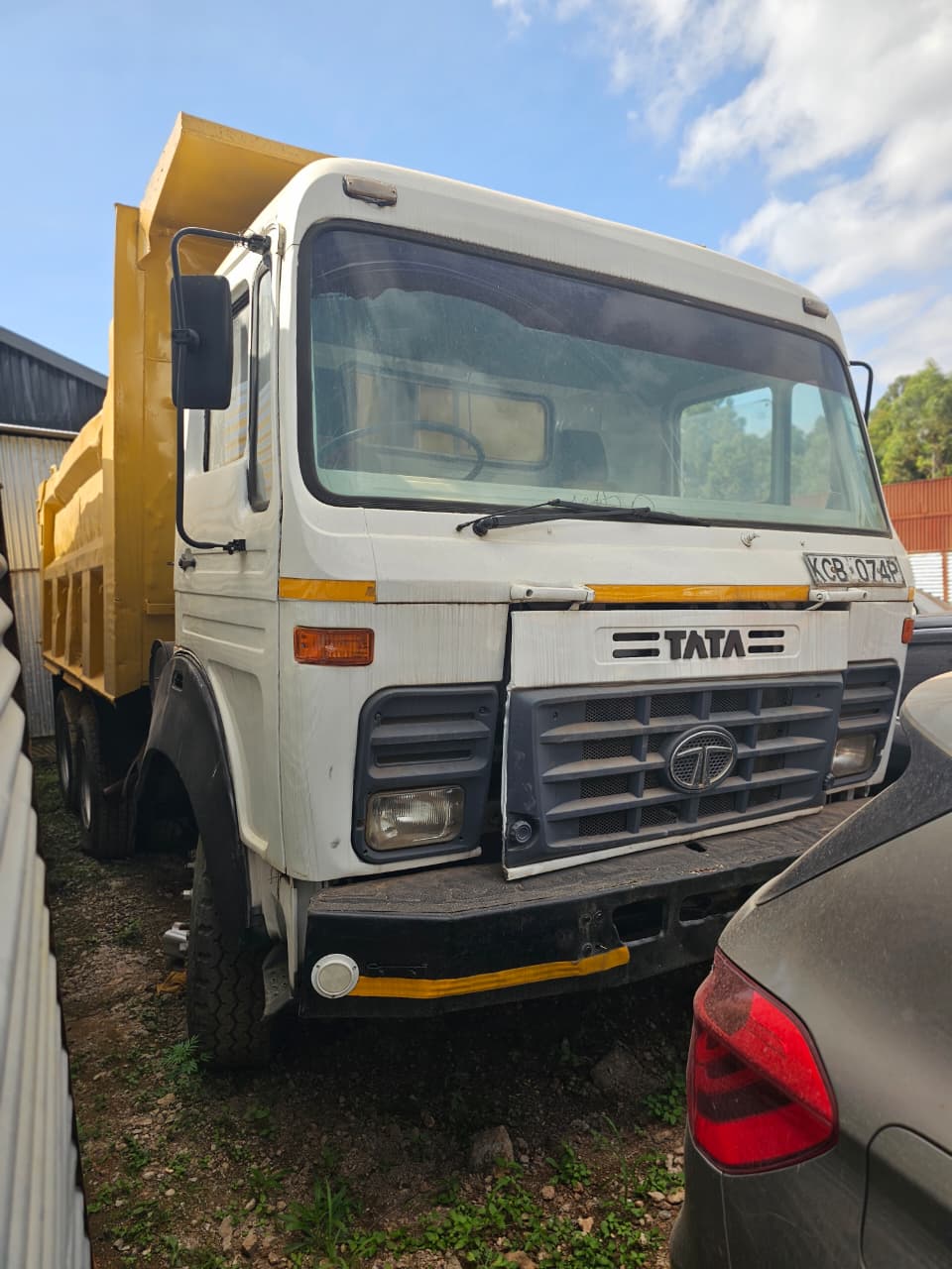TATA TRUCK
